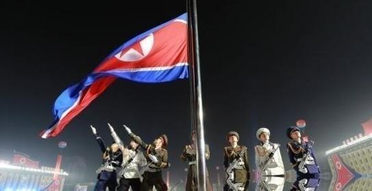 美国媒体在9月27日报道称，卫星图像显示，一艘不明货船停靠在罗先港，这是朝鲜与俄