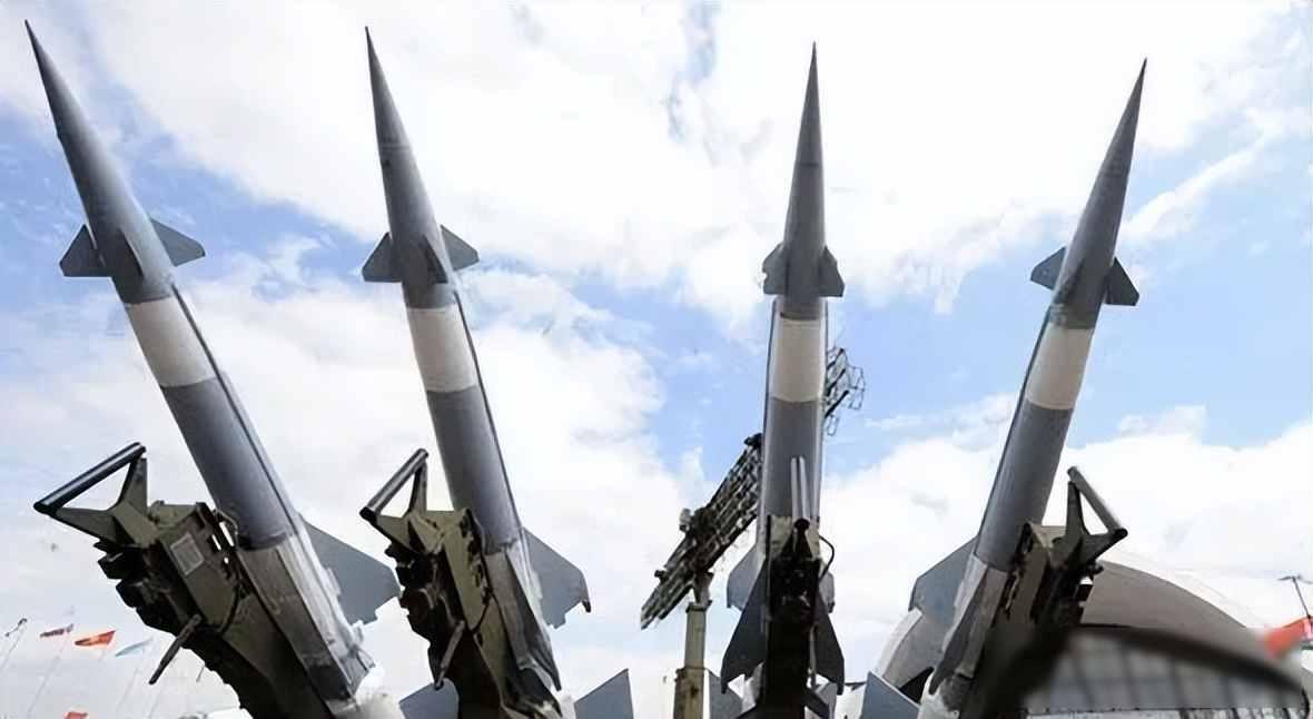 日本西南诸岛弹药库刚动工，中日舰机在东海反复对峙，台海局势又添新变量

2010