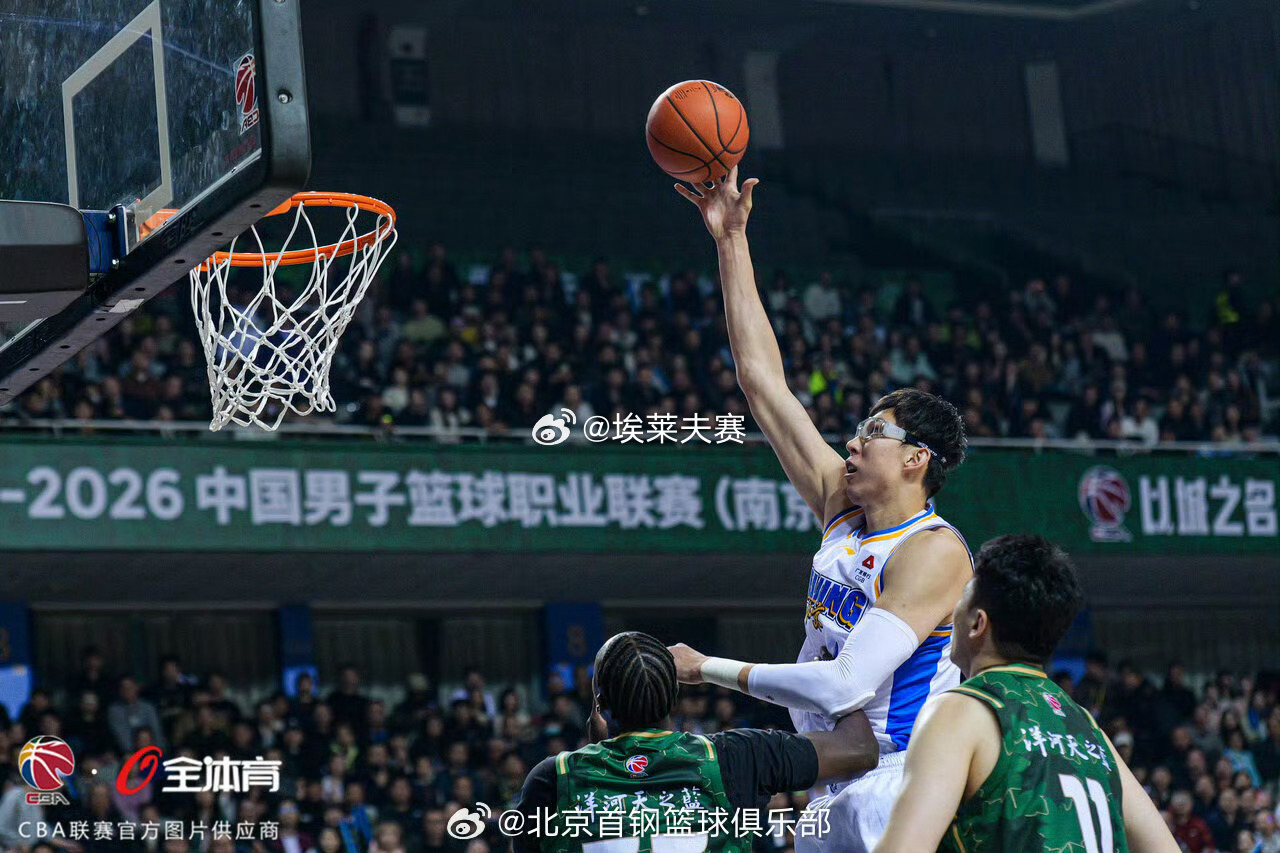 北京首钢同曦男篮vs北京男篮 本赛季经历了这么多低端局后，首钢队需要在防守端更好