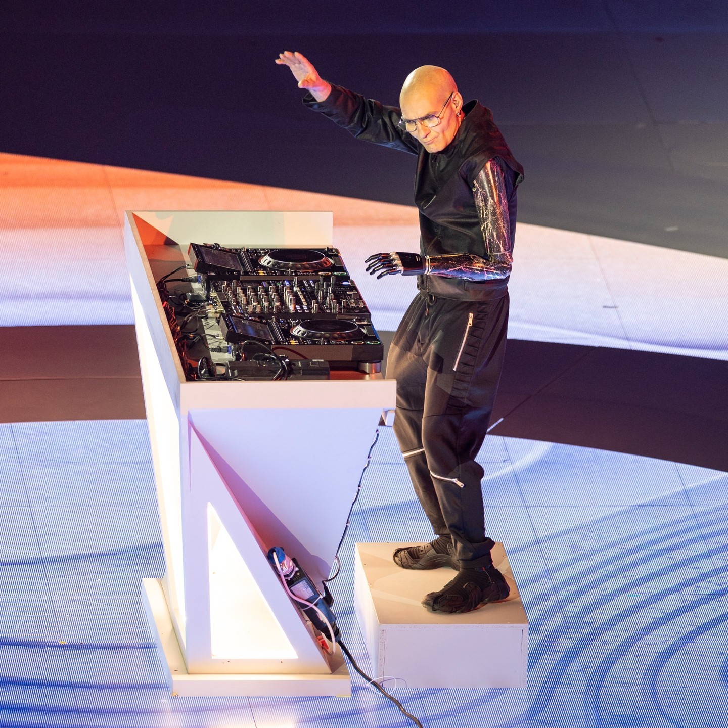 冬奥会 圣火再次被点燃！以一场开幕式开启一届具有历史意义的赛事，再合适不过——米