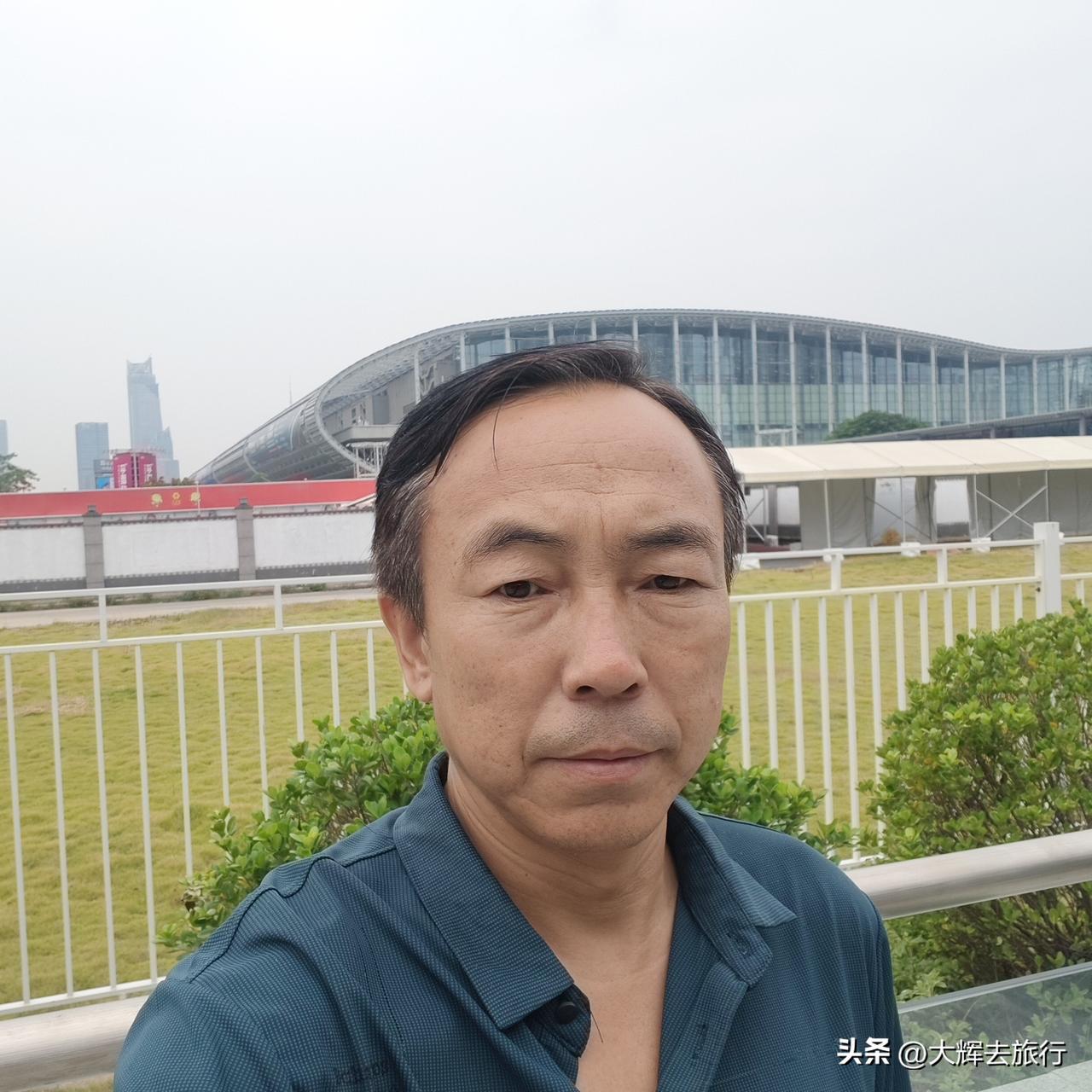 45岁中年大叔，今天又来广州琶洲会展中心干活了，会展三期的，连干三天，一天8个小