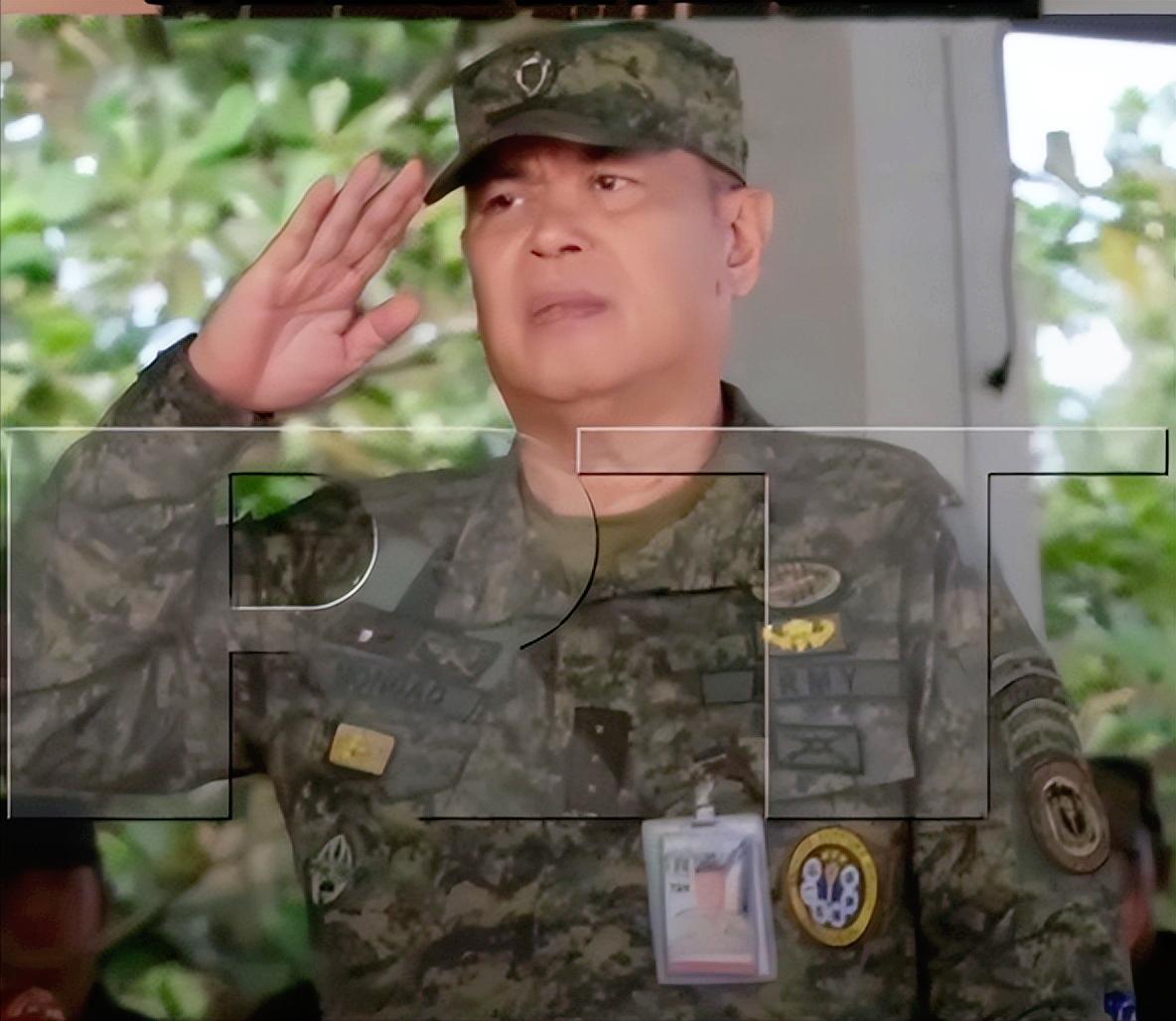 菲律宾出了个敢说真话的硬骨头上校，他当兵34年，就因为一句“太过分了，够了”，公
