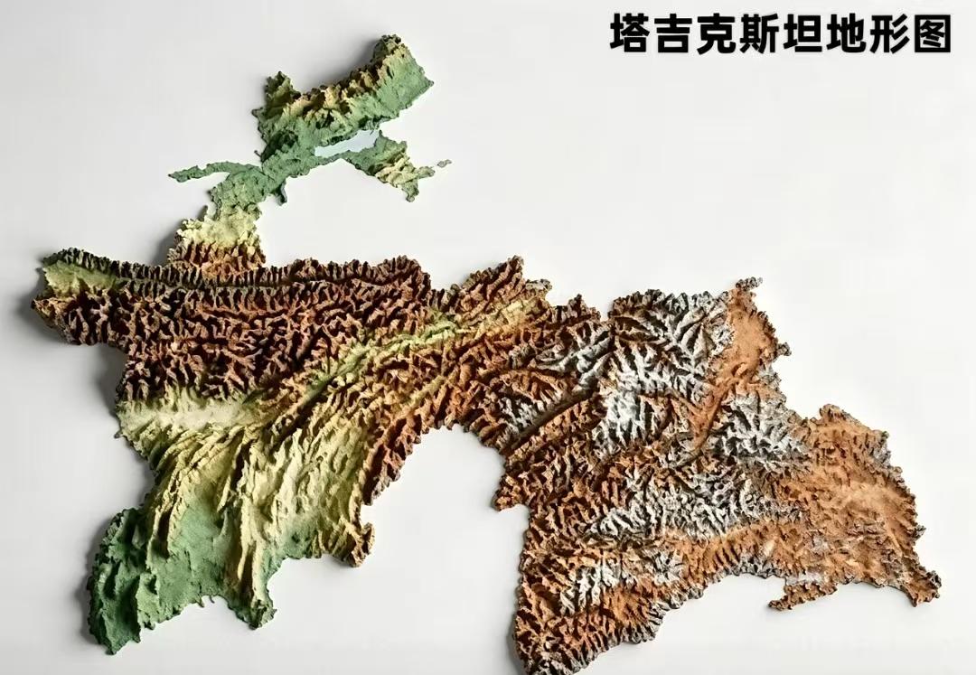 帕米尔高原上签了永久条约，山地小国突然成关键支点，中国西边到底在下什么棋？
5月