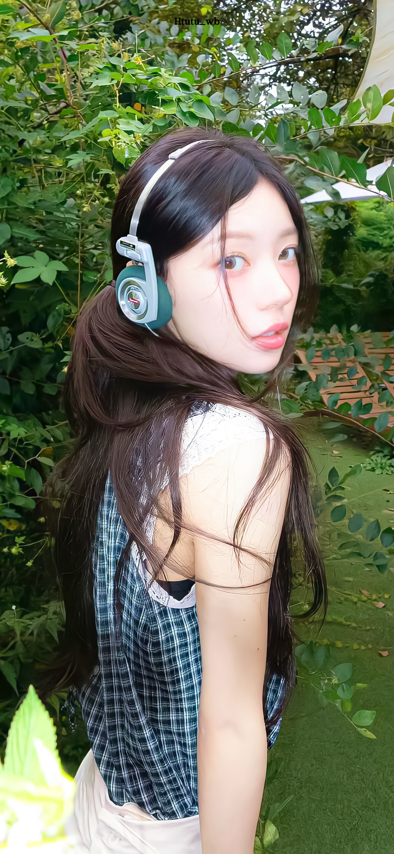 Moka境萌花壁纸来啦～🪼🎧🍃 ​​​