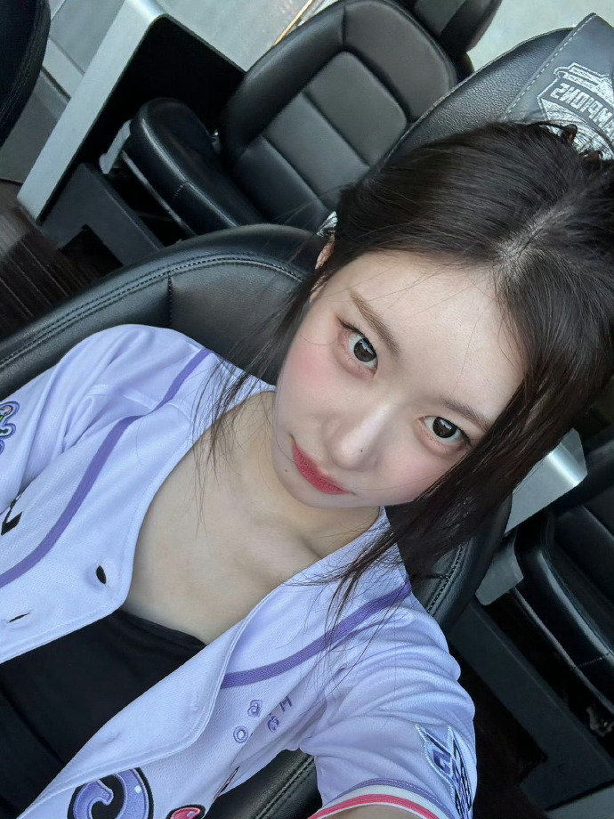 李彩领 