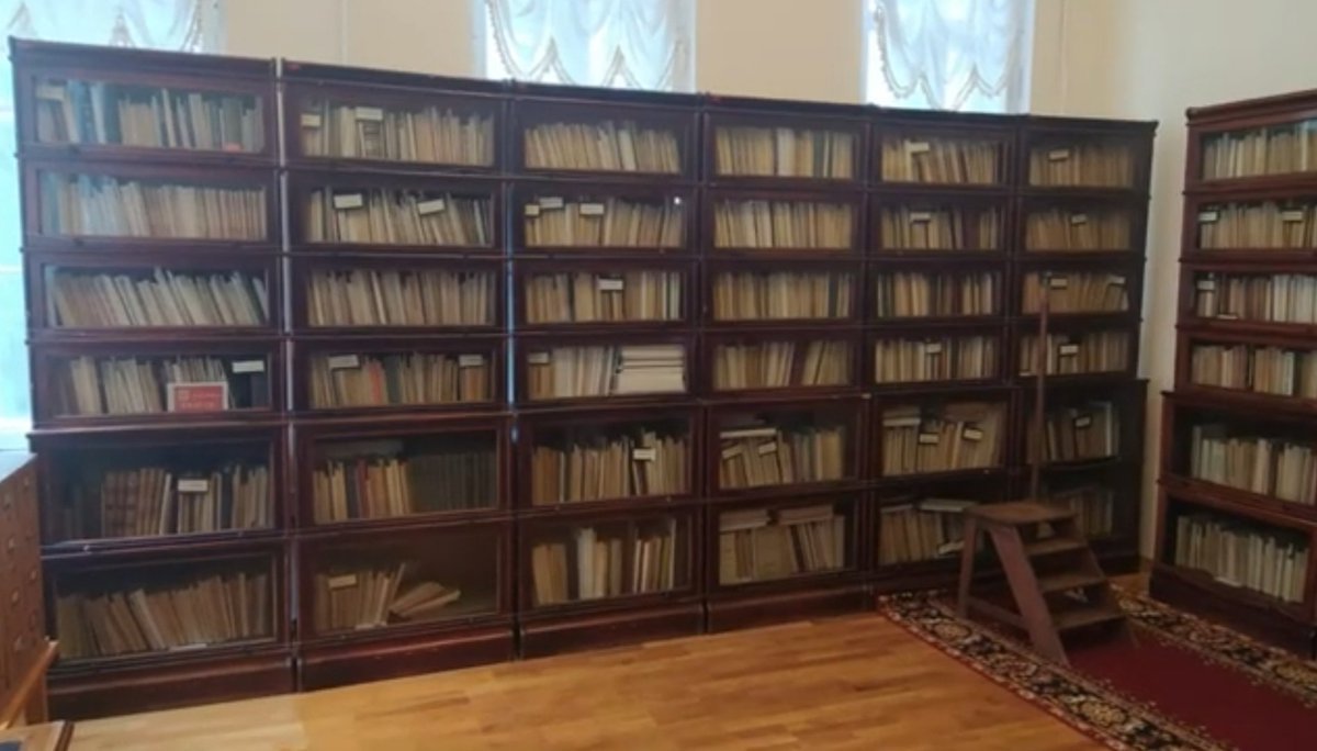 🔴 就连列宁的精神也令人敬畏！1994年，切尔诺梅尔金下令将列宁在克里姆林宫的