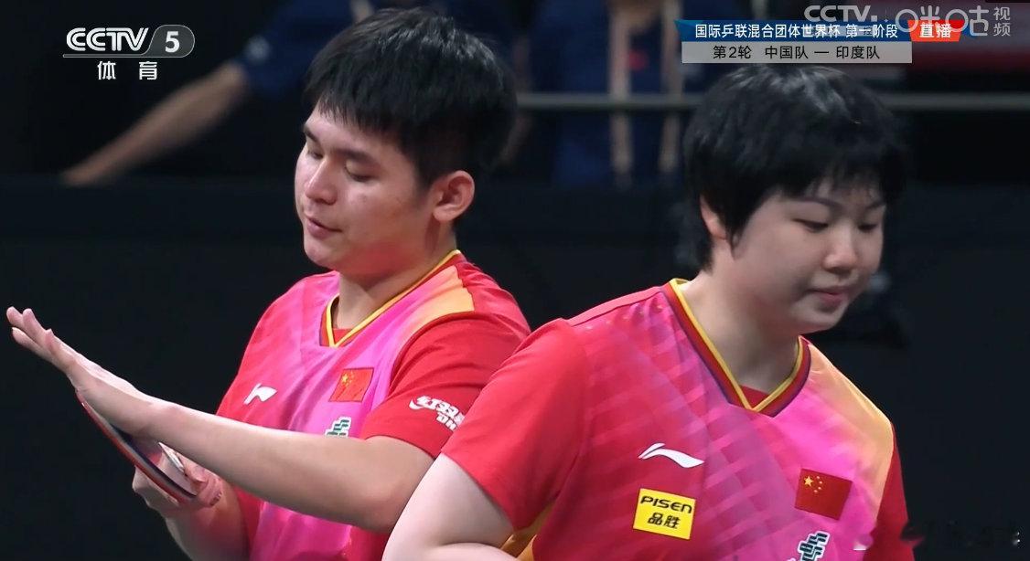 林诗栋蒯曼3比0钱德拉瓦提克  2024国际乒联成都混合团体世界杯，国乒vs印度