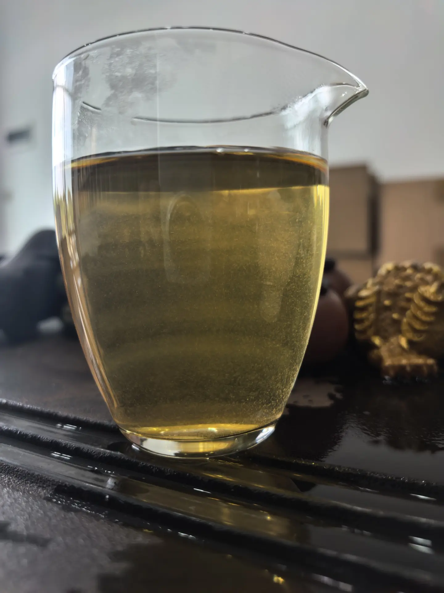 茶有浓淡，人有冷暖，皆是寻常。 🍵