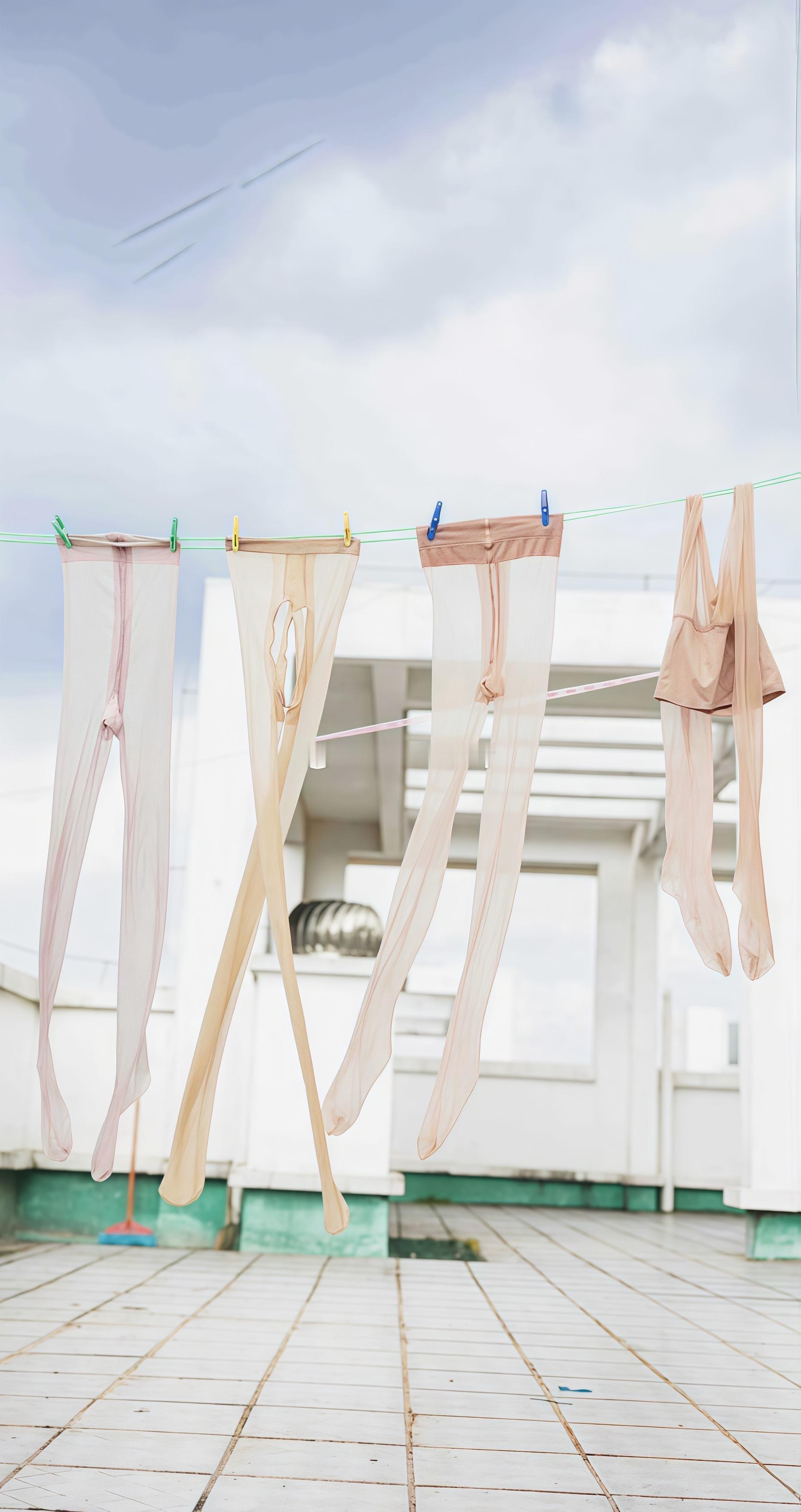 今日阳光明媚，都拿出来晒晒，嘻嘻！ 