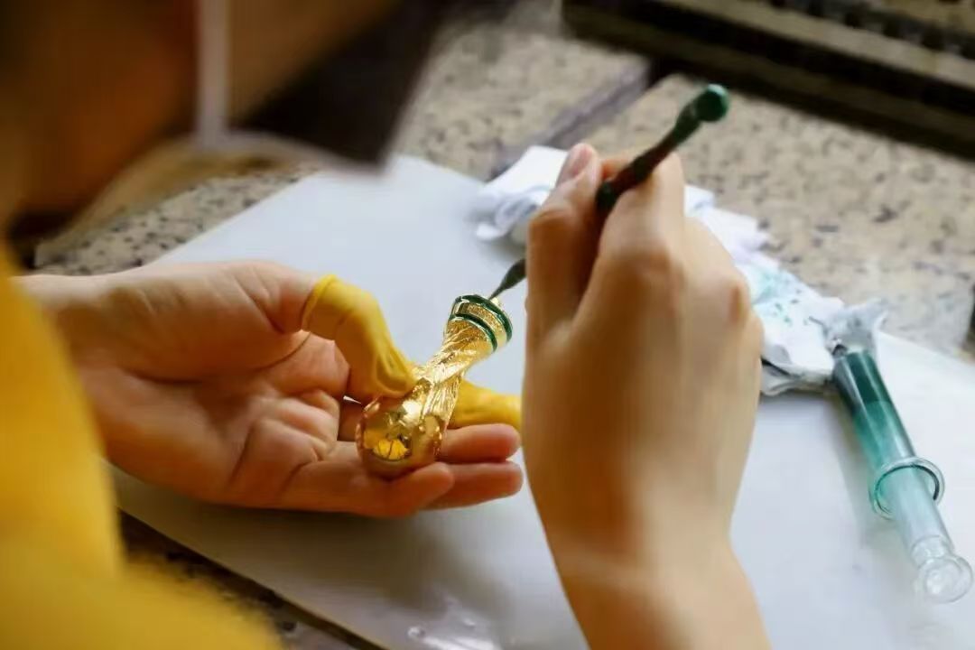 这届世界杯里的山东含量拉满了观赛之余留意到好多细节，顶级赛事的VAR显示系统选用