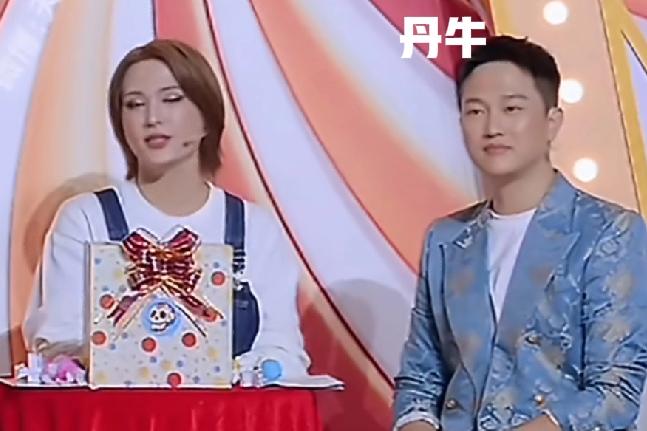 时大漂亮曝某大网红挖丹牛🐮但并非老葛，而是另外一个。

对方早在去年618就已