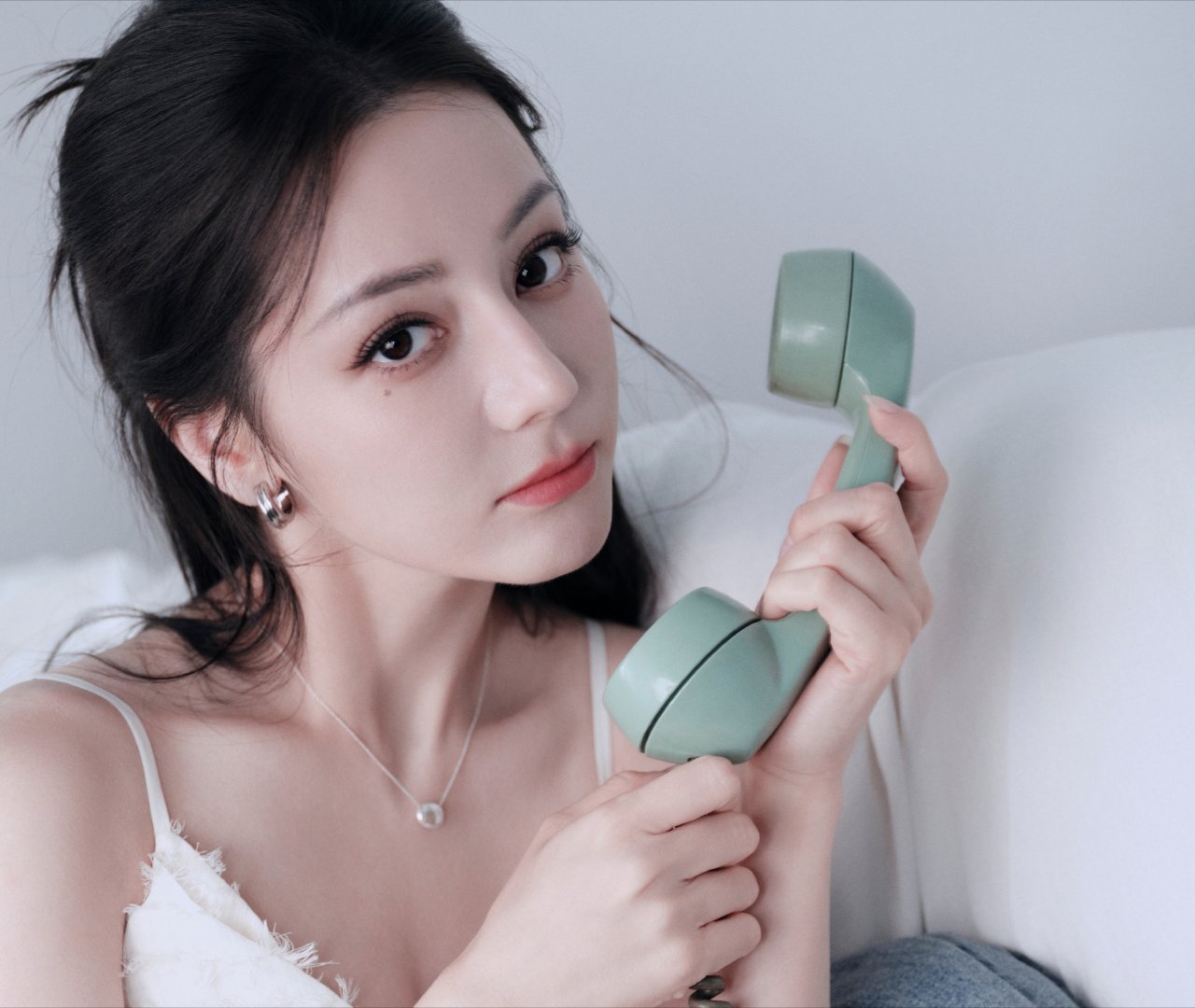 迪丽热巴[超话]迪丽热巴益起来 dlrb每日一善思想经济文化，各个领域运用诚信经