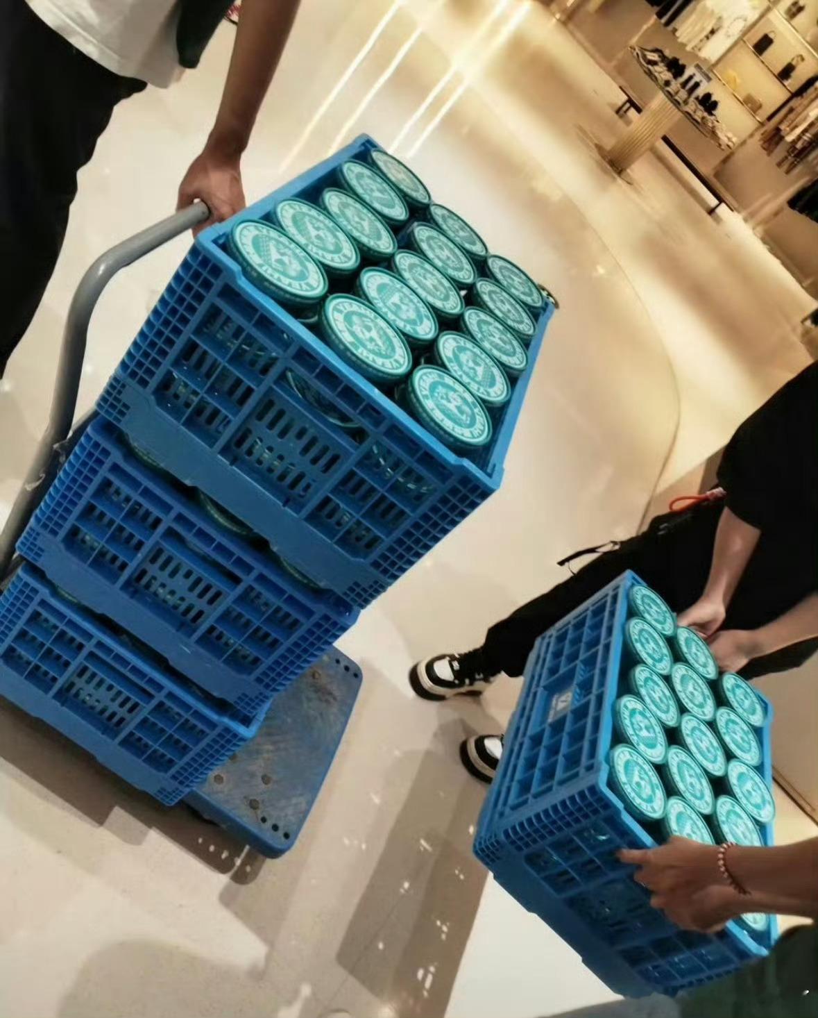 今日和平精英活动，虞书欣给粉丝的逆应援[举手] ​​​