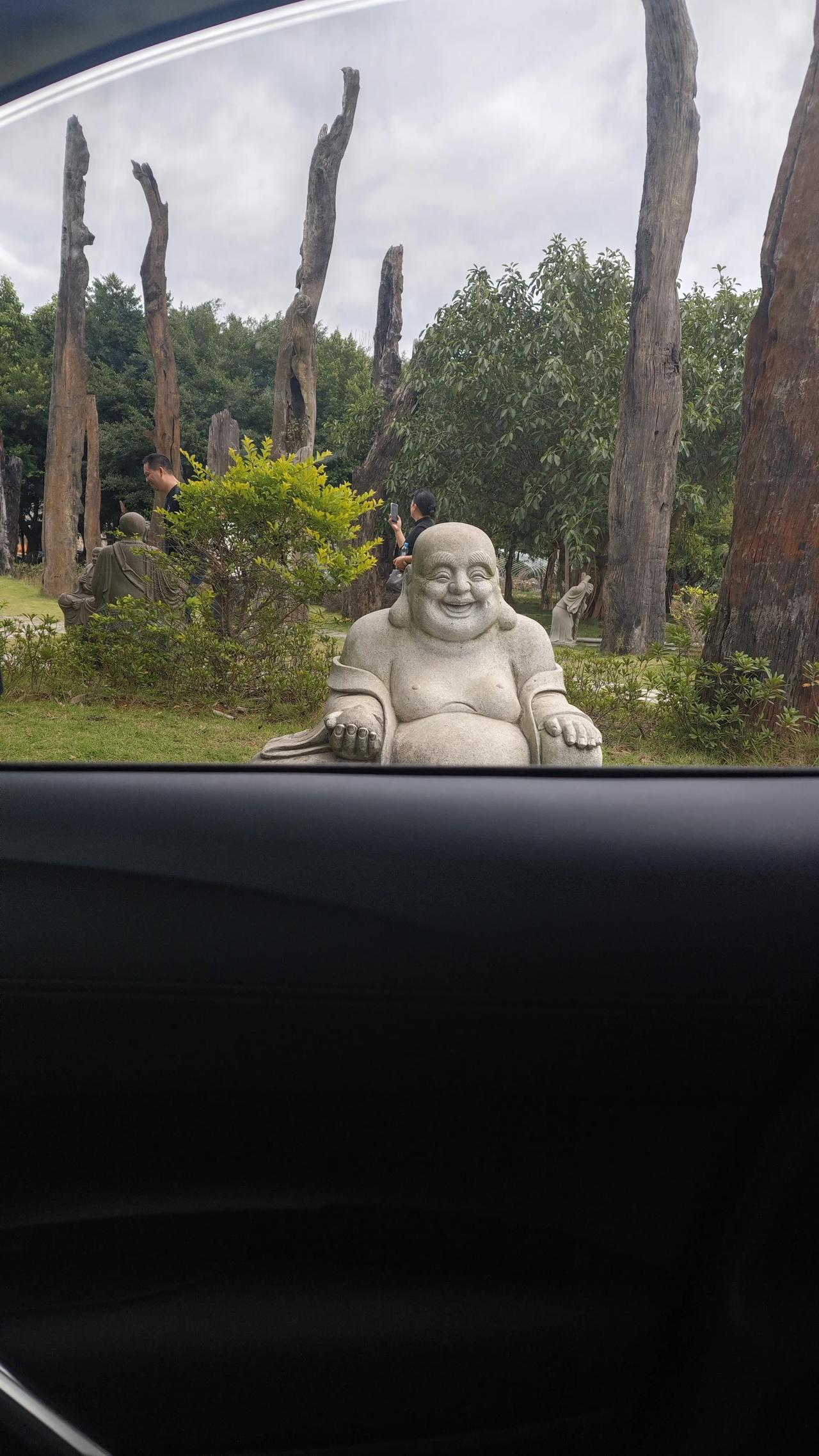 好清静的地方，不愧叫佛门净地。远离城市喧嚣，天天上班下班为生活折腾，有时也心浮气