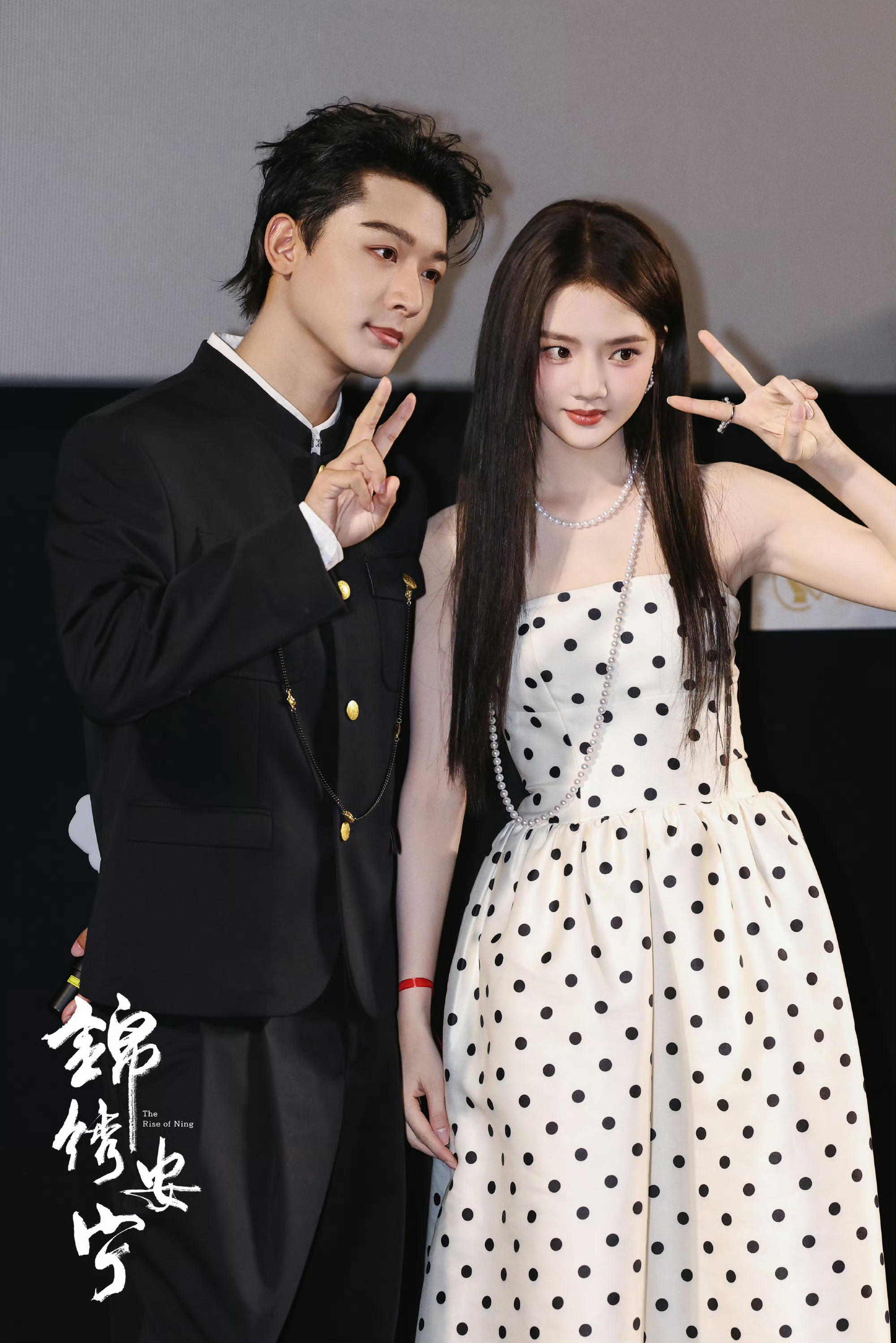 #鲨宝明星精美图片[超话]#  🦋#鲨宝图集库# 🦋#张晚意罗慎远# 🦋#