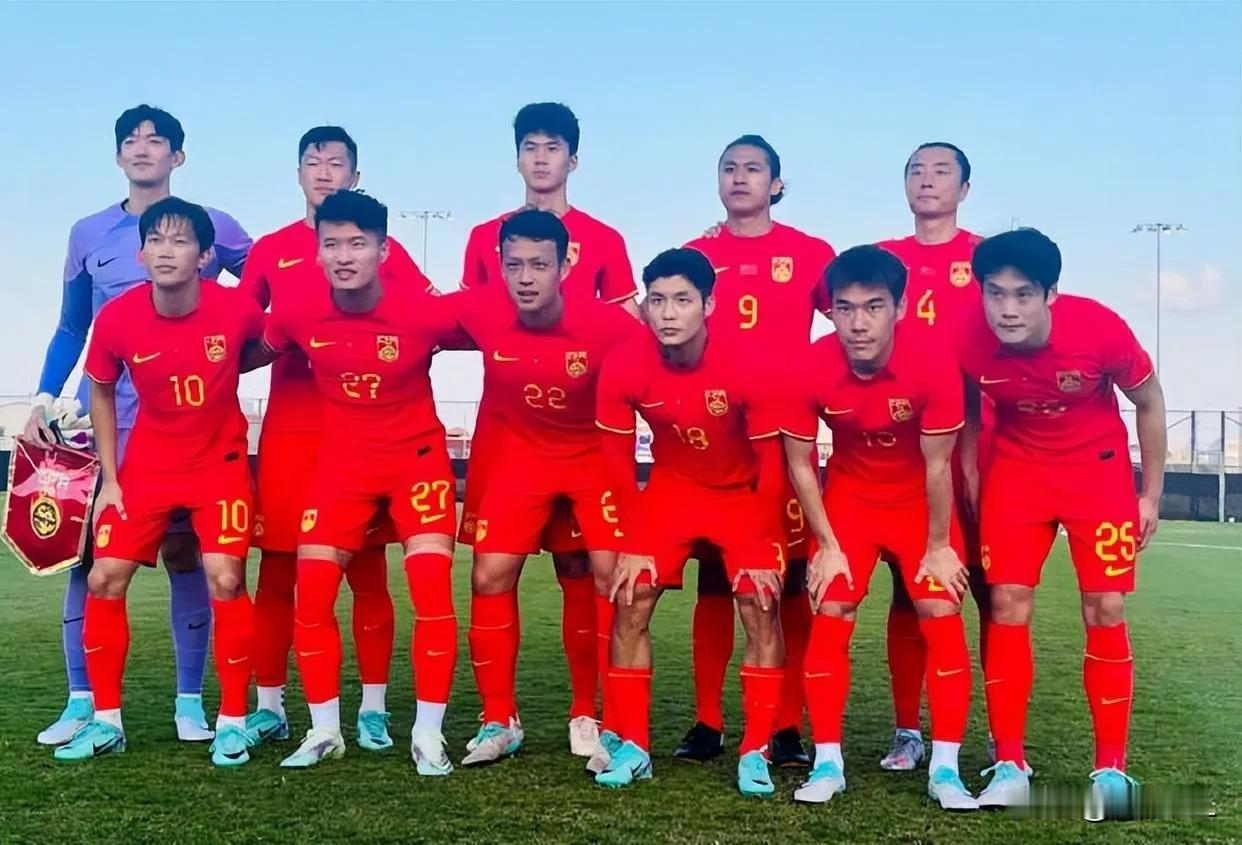 国足排名第十二，远超亚洲杯小组对手黎巴嫩、塔吉克斯坦。
  亚足联统计亚洲杯24