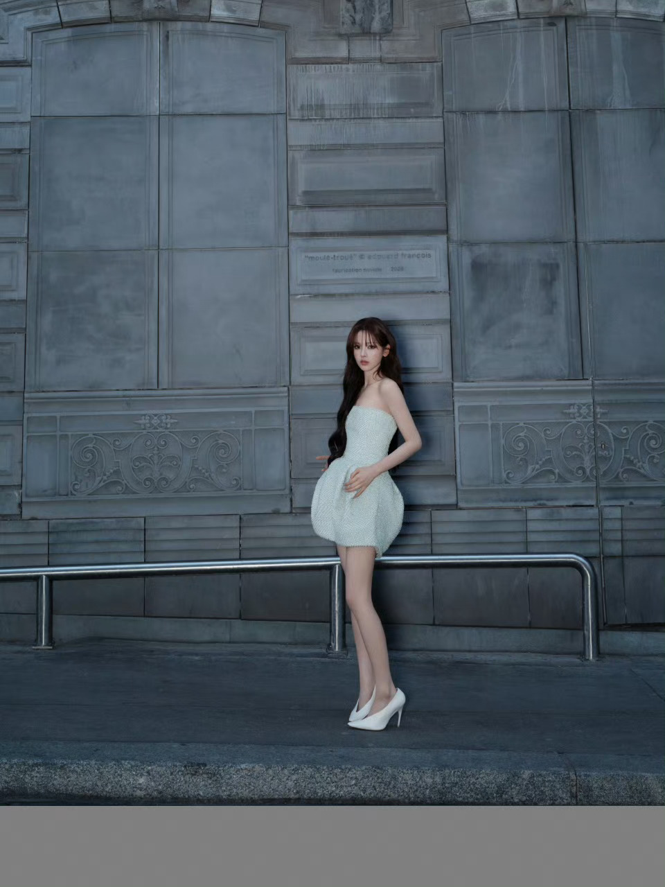 杨超越 巴黎世家最严厉的母亲 杨超越巴黎世家全球首穿