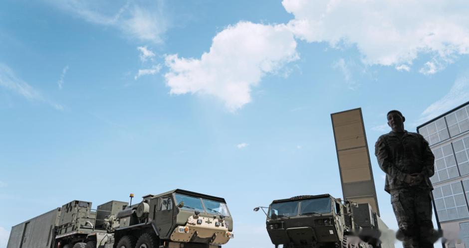 【“堤丰”，撤离驻日美军基地】据日本山口县岩国市方面11月17日发布的消息，日本