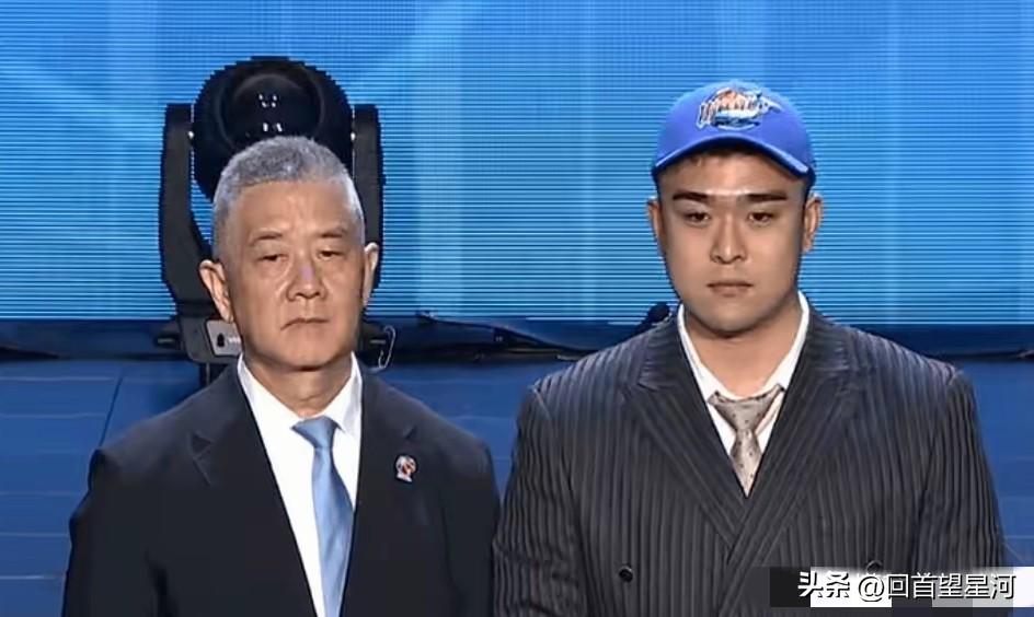 被四川队选中的几个球员愁眉不展，CBA选秀到现在真的成了鸡肋不如。
以前这些年轻