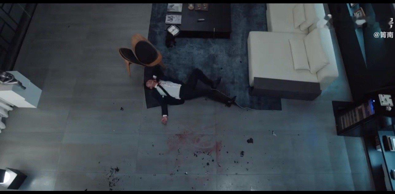 王天辰笑着闯进疯批赛道  王天辰在《冬至》饰演的文鹏这种可怜又可笑的疯感让人不寒