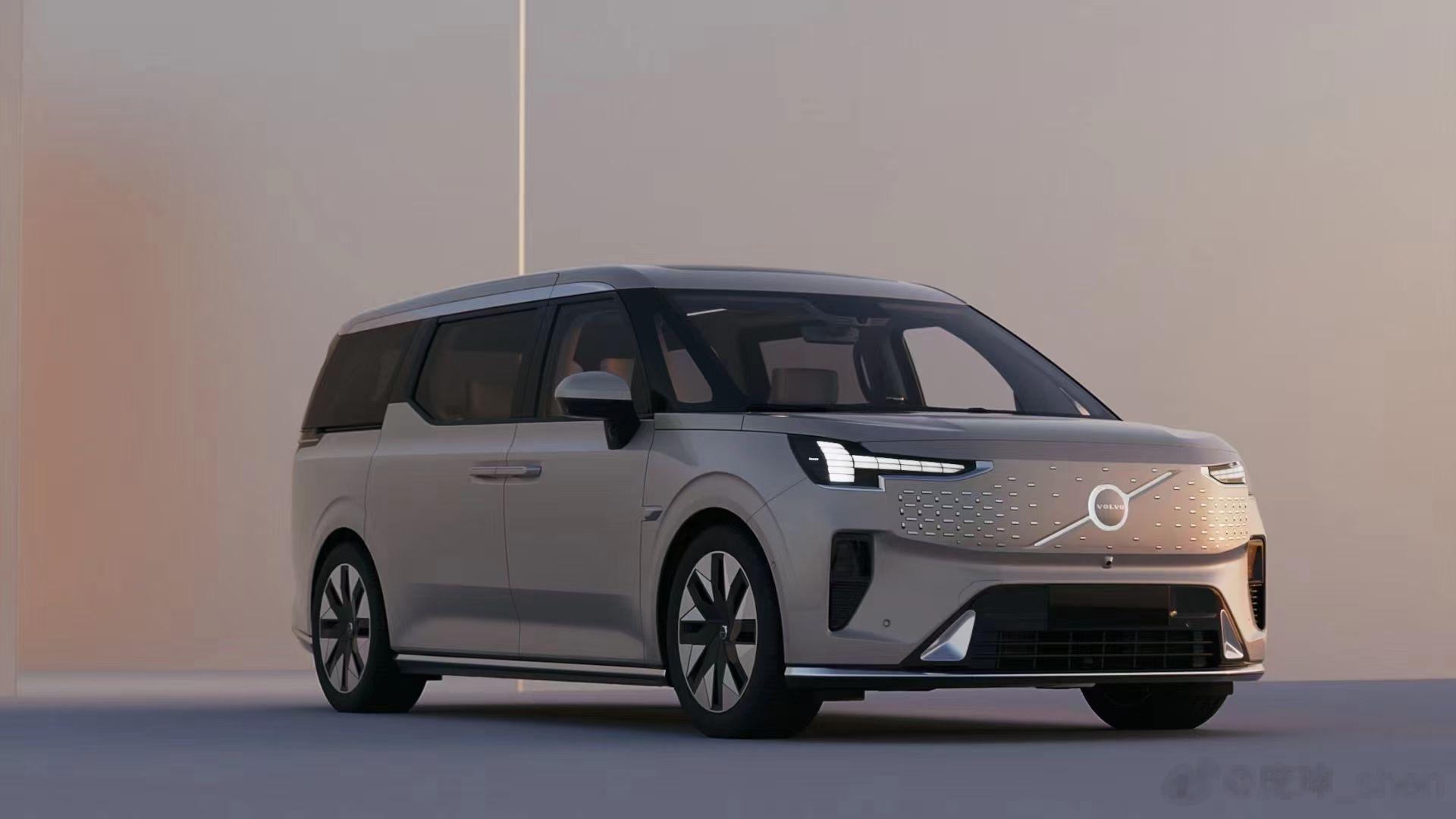 EM90，81.8万，比极氪009少了个电机，却贵了30万。设计确实不错，但溢价