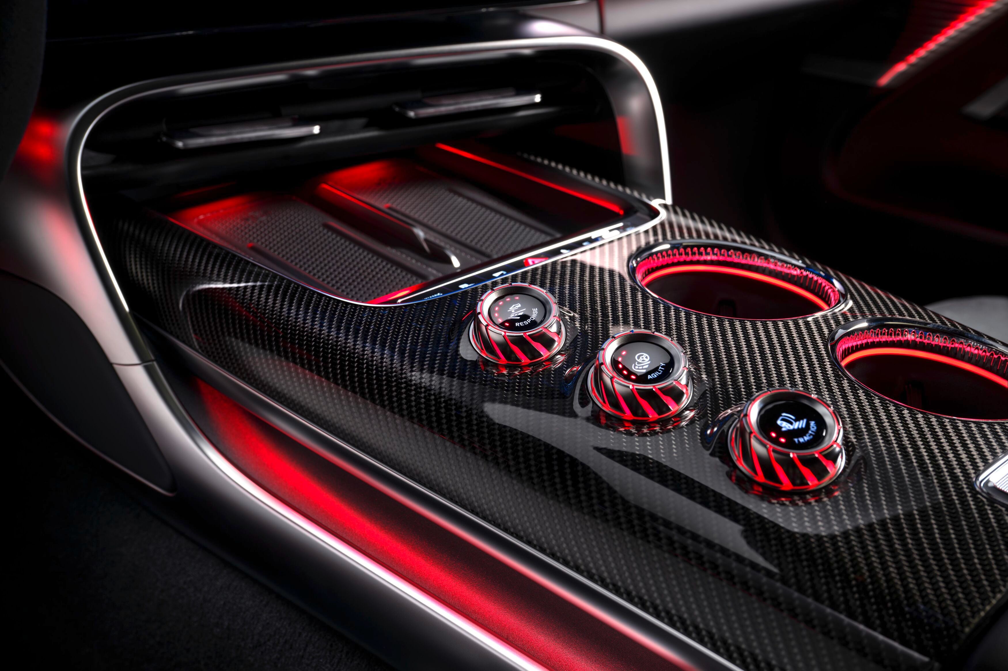 奔驰AMG GT四门版的新内饰 