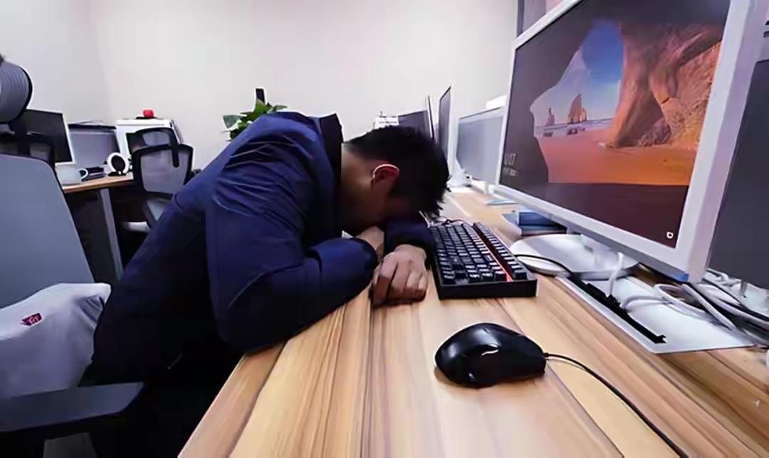 失眠后一旦出现5个信号，多半是脑血管预警，出现就立刻调整作息

🌙 失眠后一旦