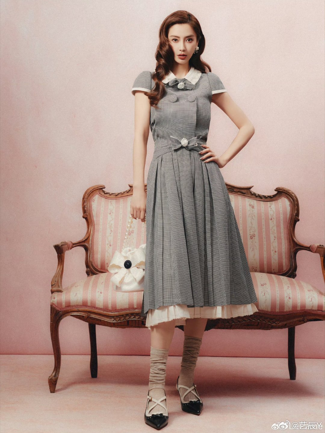 Angelababy东方风骨 🌸离Angelababy的脸只有两厘米 你是揉碎