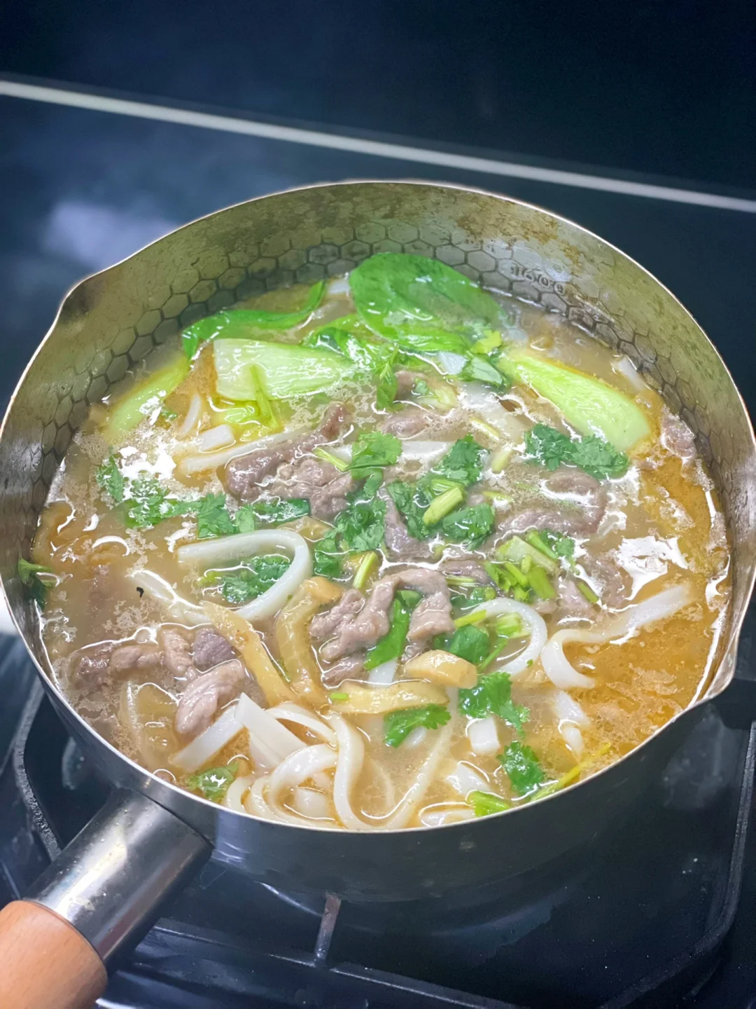 榨菜肉丝米粉专治没胃口，汤鲜味美巨过瘾🤤