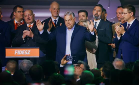 欧尔班败选，欧洲以为解决了大麻烦，未料又冒出一个更大的

欧尔班刚被“社媒舆论战