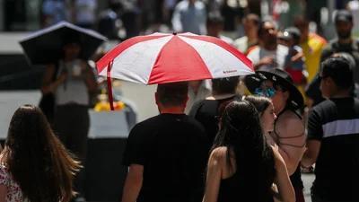 美国刚经历有记录以来最热的一个月 据AP和NOAA最新数据，2026年7月，美国