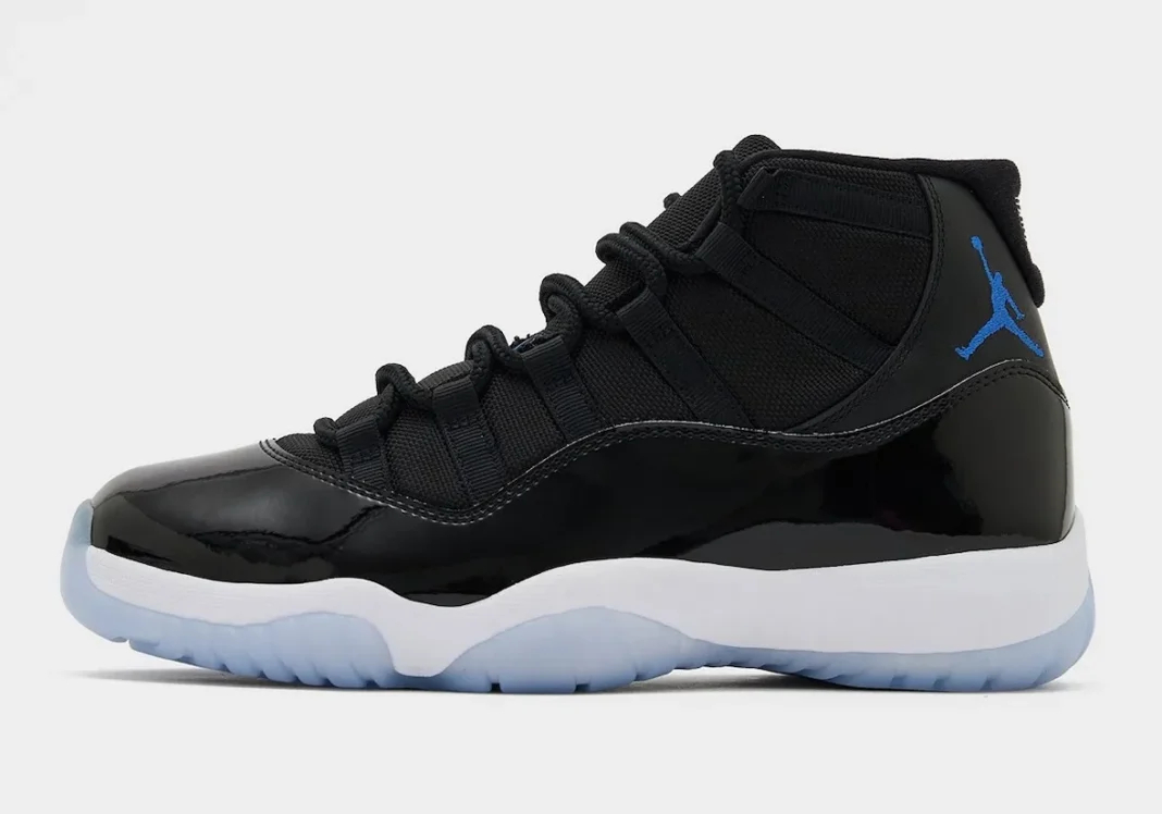 Air Jordan 4 “Bred”和Air Jordan 11 “Space