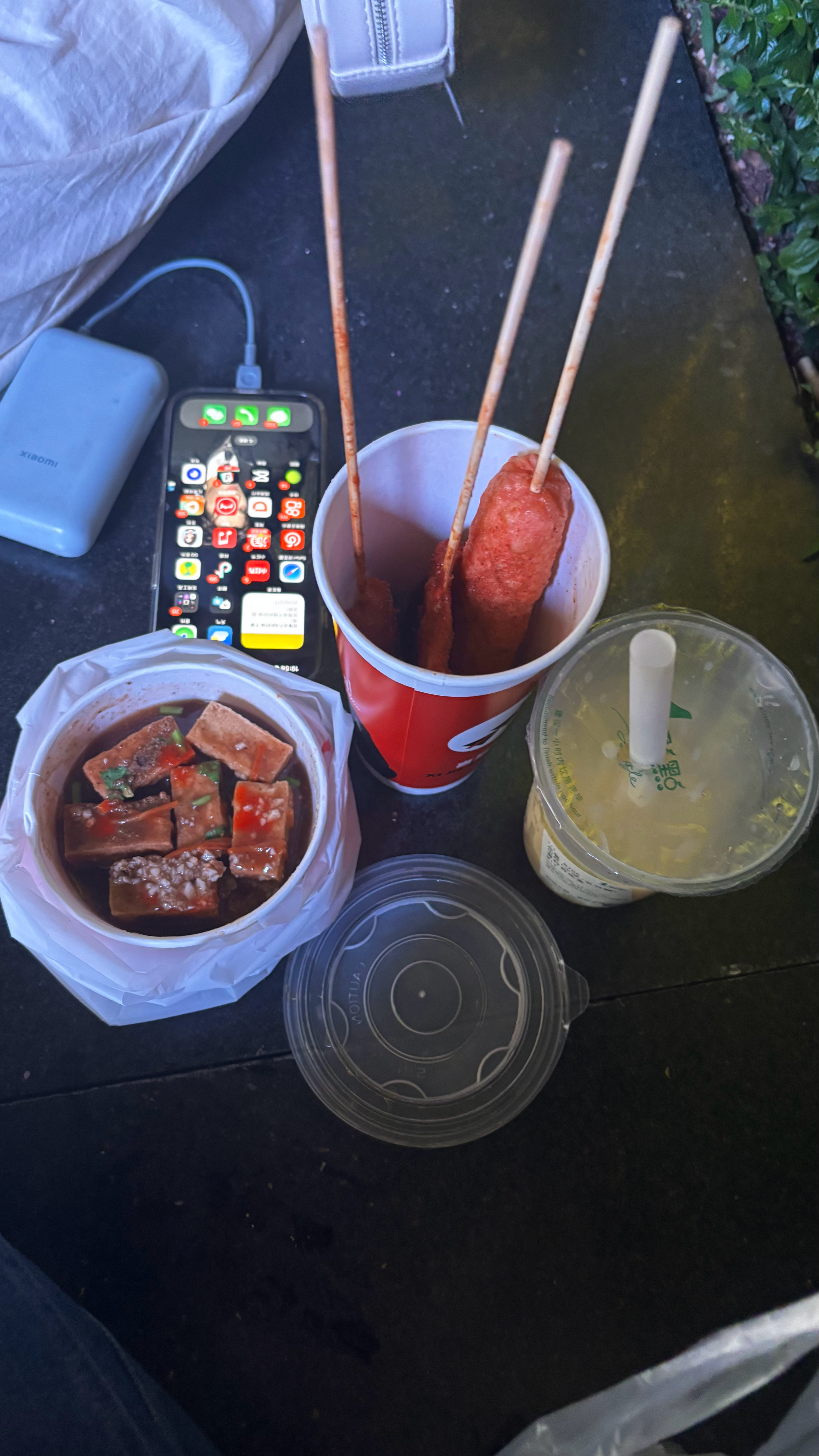 谁代言的炸串。 