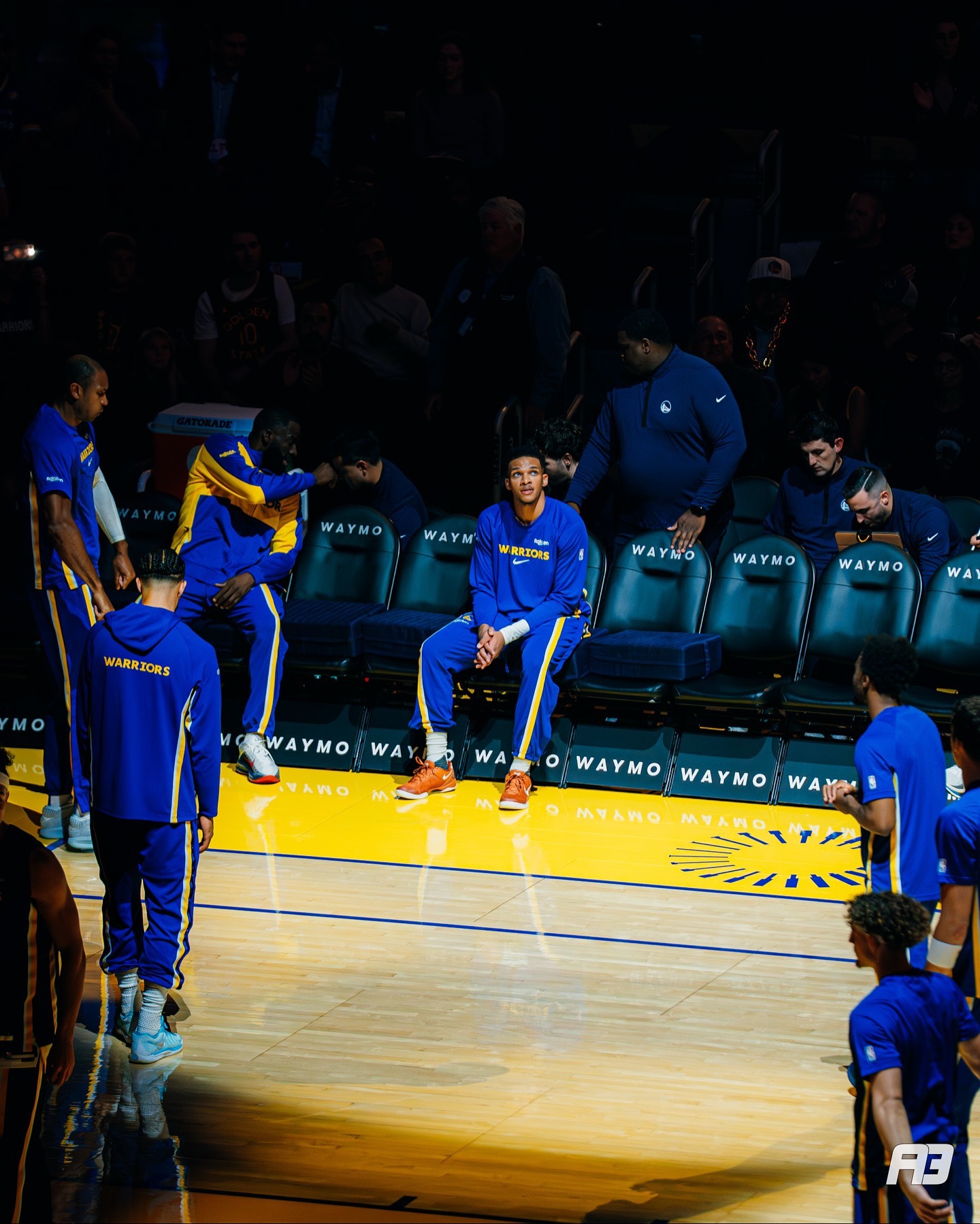 上一场理查德打雄鹿得了7分，还有两抢断，今天打残阵步行者却未捞到上场时间，是否应