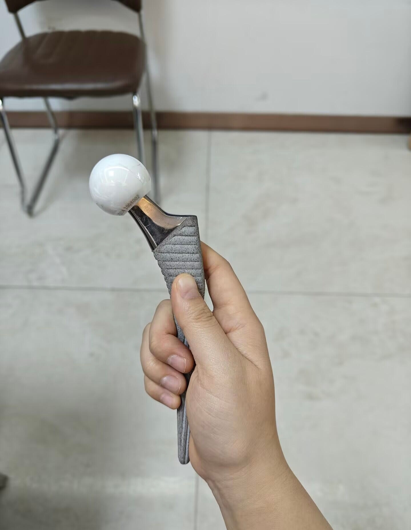 有些人把这东西放身体里十多年，怎么做到的… ​​​