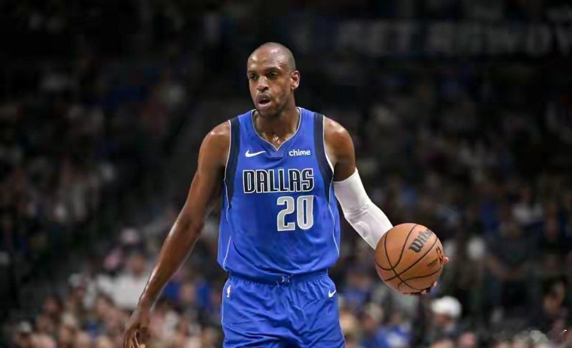 独行侠vs太阳尽管内线双塔打出了统治级数据，但球队整体进攻效率低下，最终未能将优