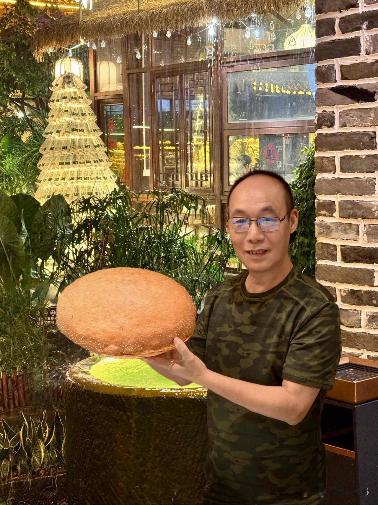 『米庄•喜宴私房菜』是广州荔湾区主打古法广府菜的特色私房菜，也是芳村私房菜好评榜