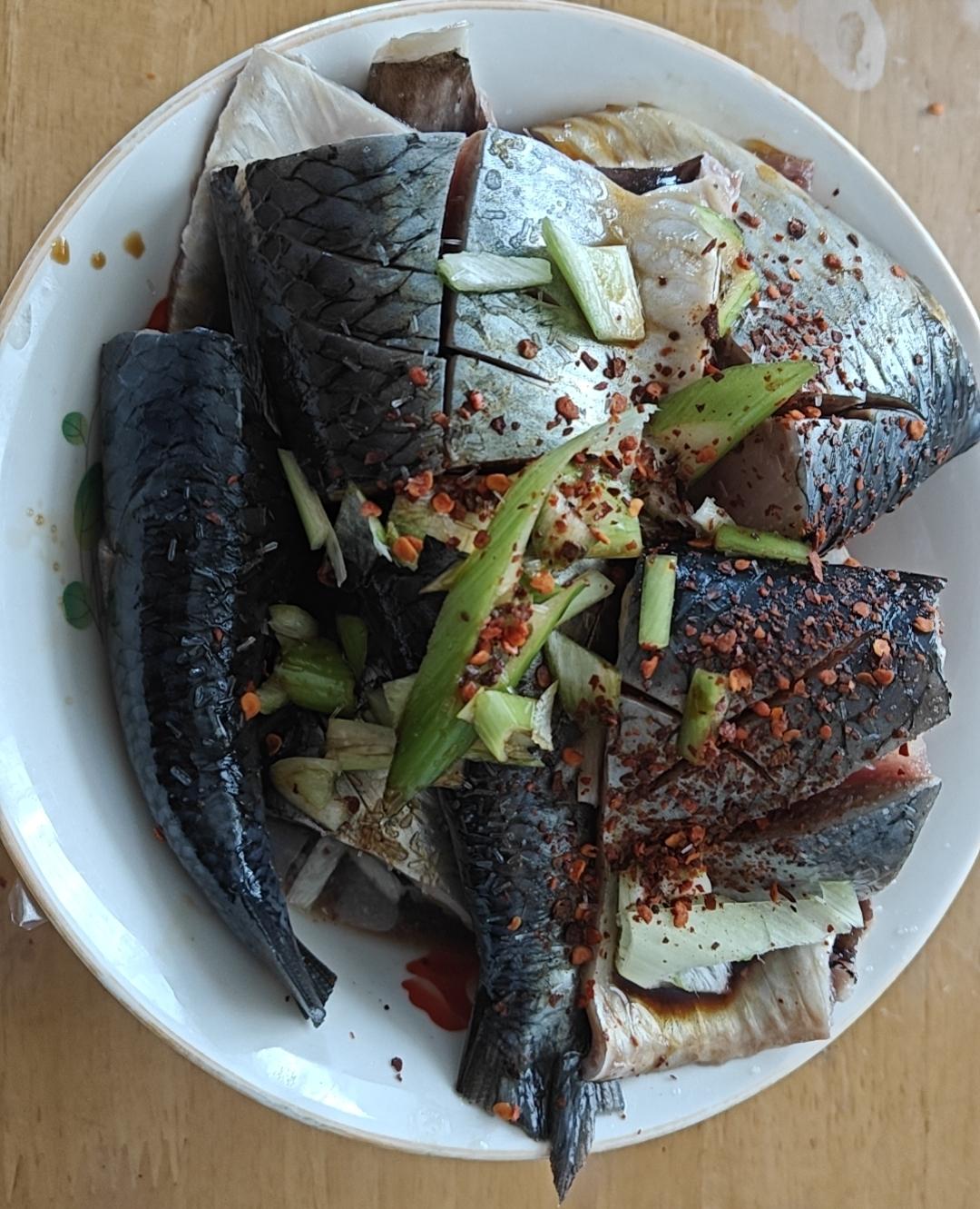 月圆则亏，水满则溢。人过了60岁，最大的也是最好的养生方式就是少吃。
​粗茶淡饭