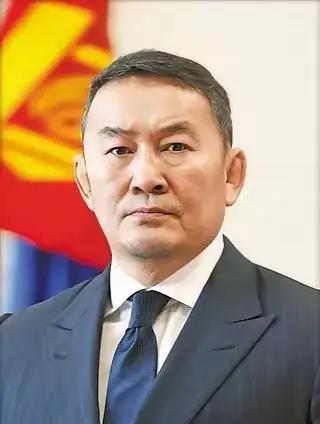 蒙古国传来大好消息！
 
11月8日，中俄蒙三国在蒙古国达尔汗市签署《中俄蒙"万