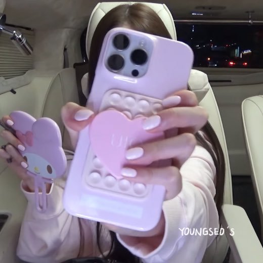 Pink手机壳、Pink支架、Pink美甲、Pink美乐蒂镜子、Pink连帽衫、