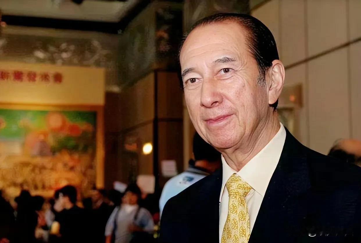 那个把日子过成教科书的蔡澜走了！83岁在香港真不算高寿，李兆基97、赌王98、李