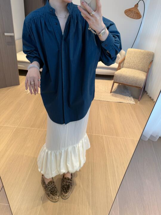 大衬衫和裙子搭起来真的绝！！