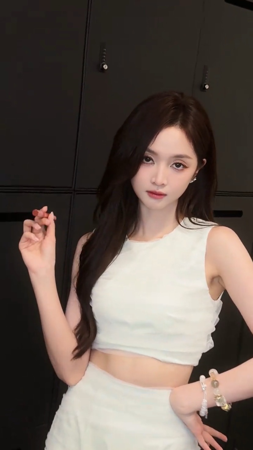 吴宣仪wxy吴宣仪演唱会 朋友们，今天还没发帖的快来发一下！今天人数离昨天最高还