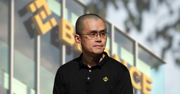 美国总统特朗普已签署赦免令，对币安联合创始人赵长鹏予以特赦。白宫发言人证实此事，