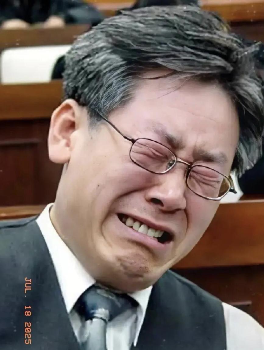 别把韩国想象的那么好，他们现在完全跟欧洲一个作风，表面上笑嘻嘻跟你做生意，转身就