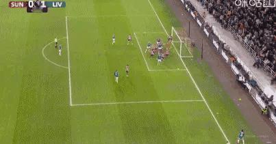 直到远藤航重伤，我才猛然醒悟利物浦总是被绝杀的秘密！
利物浦凭借范戴克的头球艰难