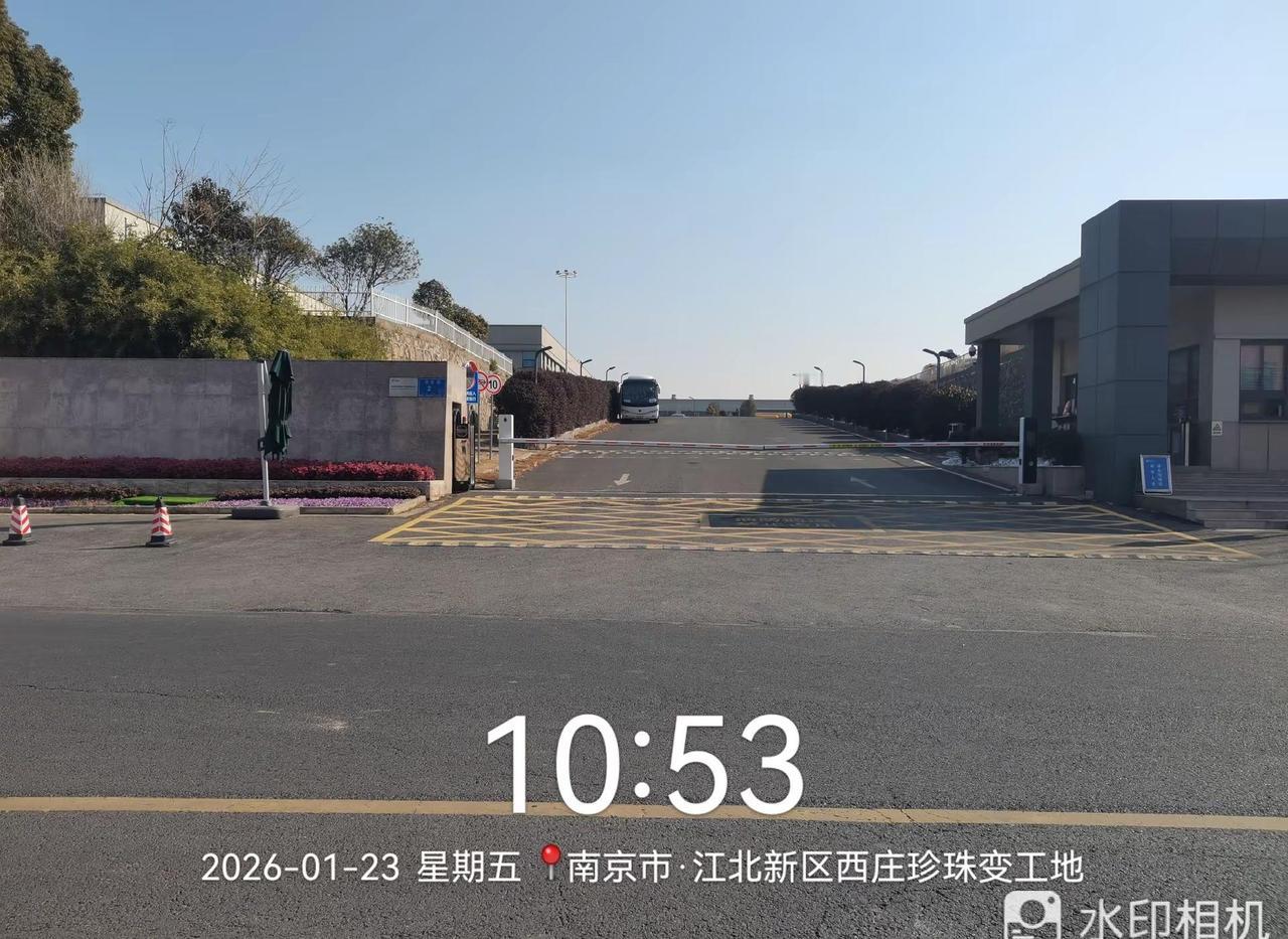 深有感触的一段话，予以分享。不管你信不信，人生就是很神奇的，当你以为你会在一个地