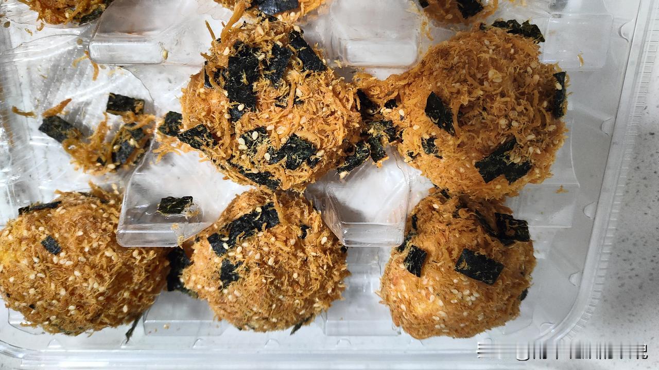 山姆这款芋泥小贝，一口就把“咸香绵密”焊在味蕾上！
 
别再乱买小贝了！山姆这颗