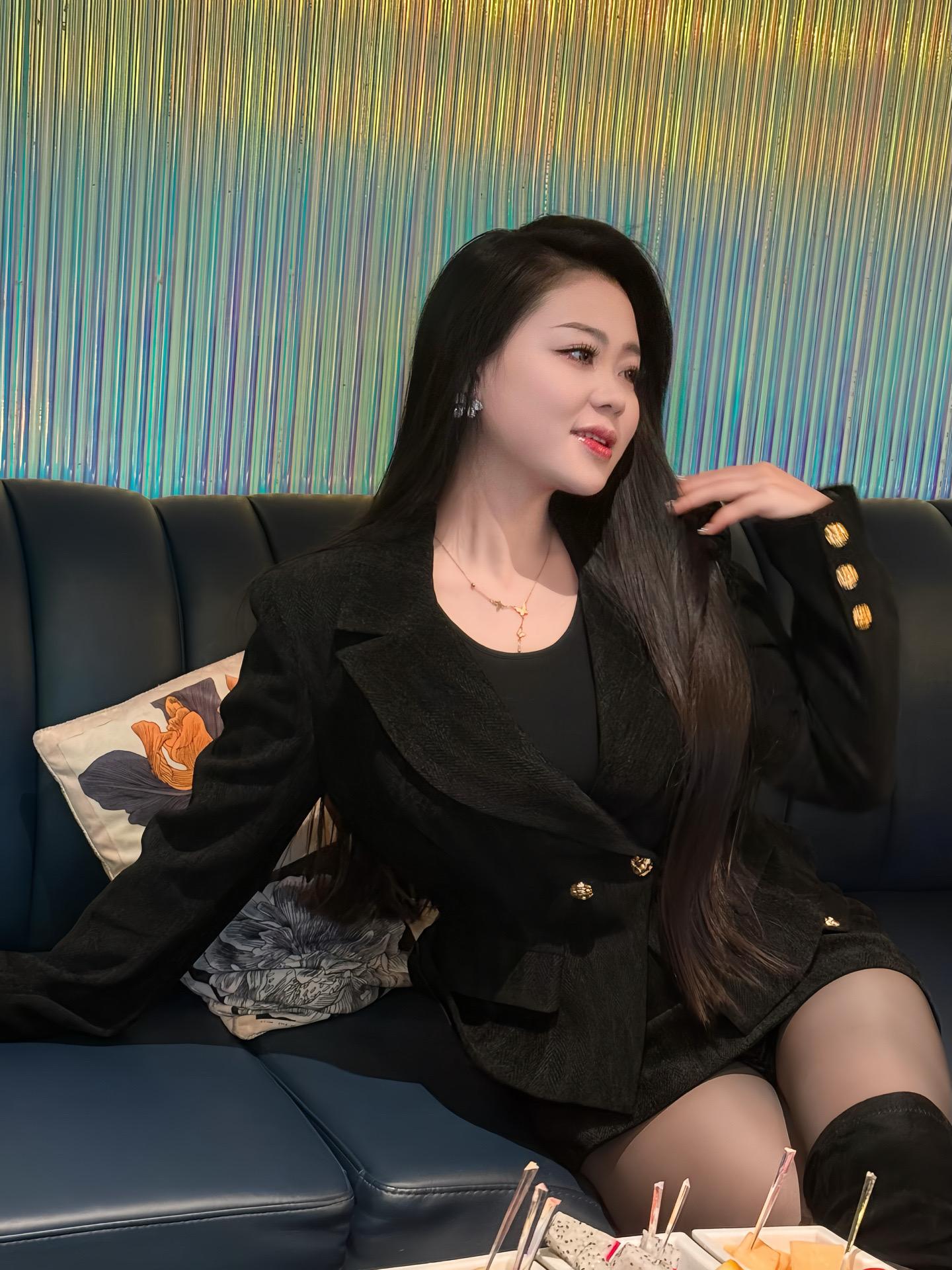 成年人的爱情 除了转账和娶你 其它都是扯淡