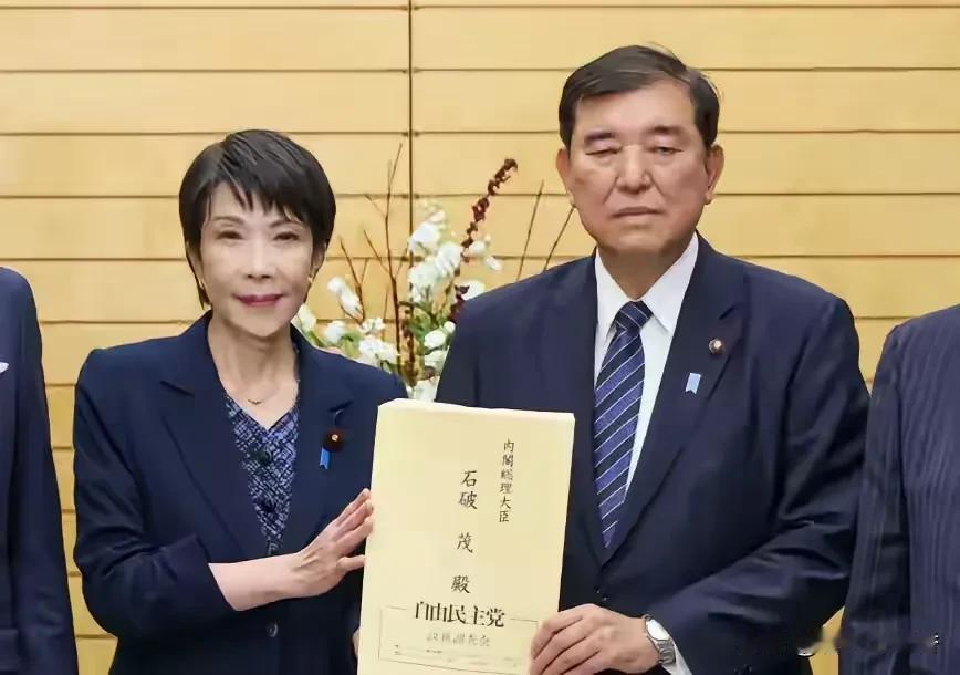 日本这政治圈又出幺蛾子了！据日本共同社消息，神户学院大学教授上脇博之控告首相高市